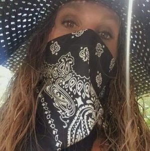 Meet your Posher, Andrea